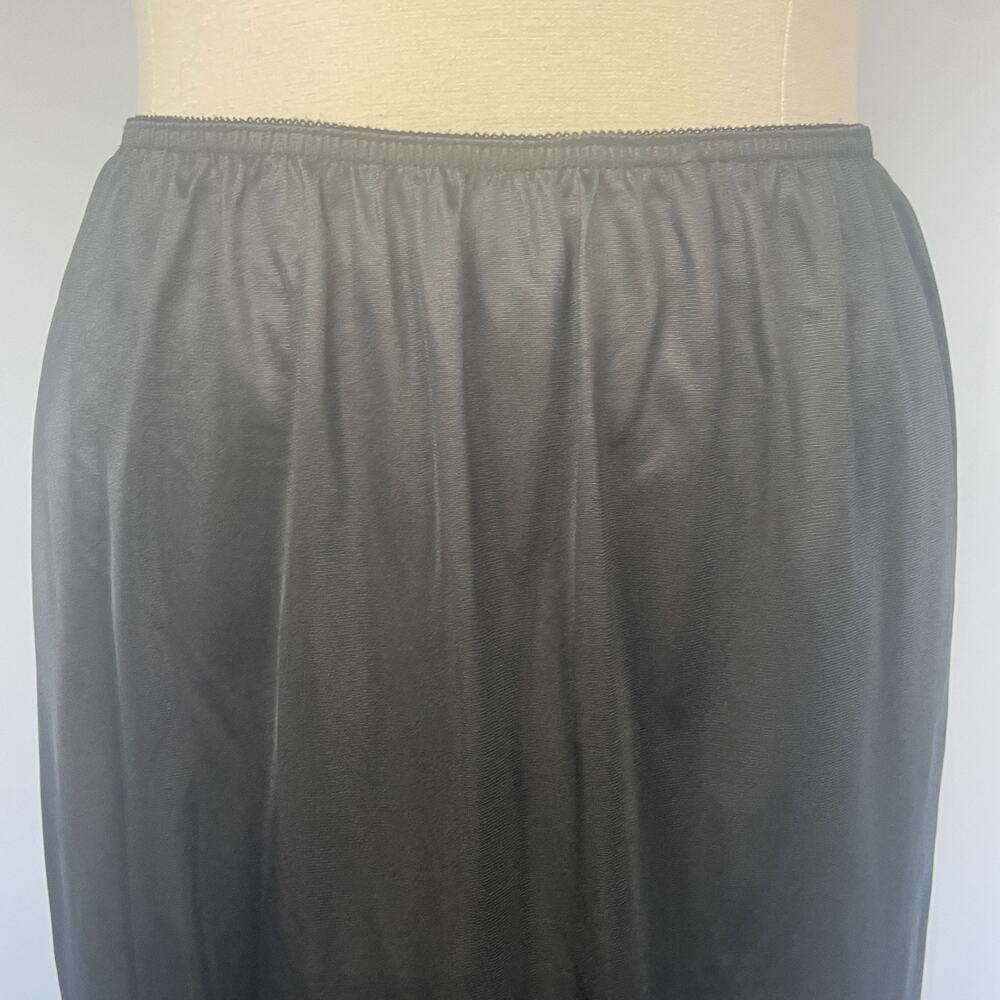 Half Slip Skirt Plus Size 26W 28W Black Satin Nylon Lace Trim Lingerie Layering - Picture 3 of 12